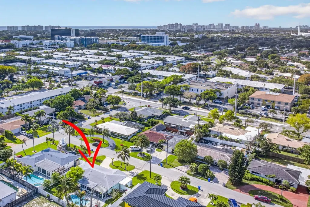 571 SE 14th Street Pompano Beach FL 33060