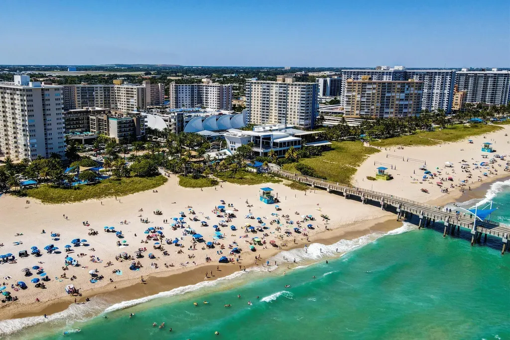 571 SE 14th Street Pompano Beach FL 33060