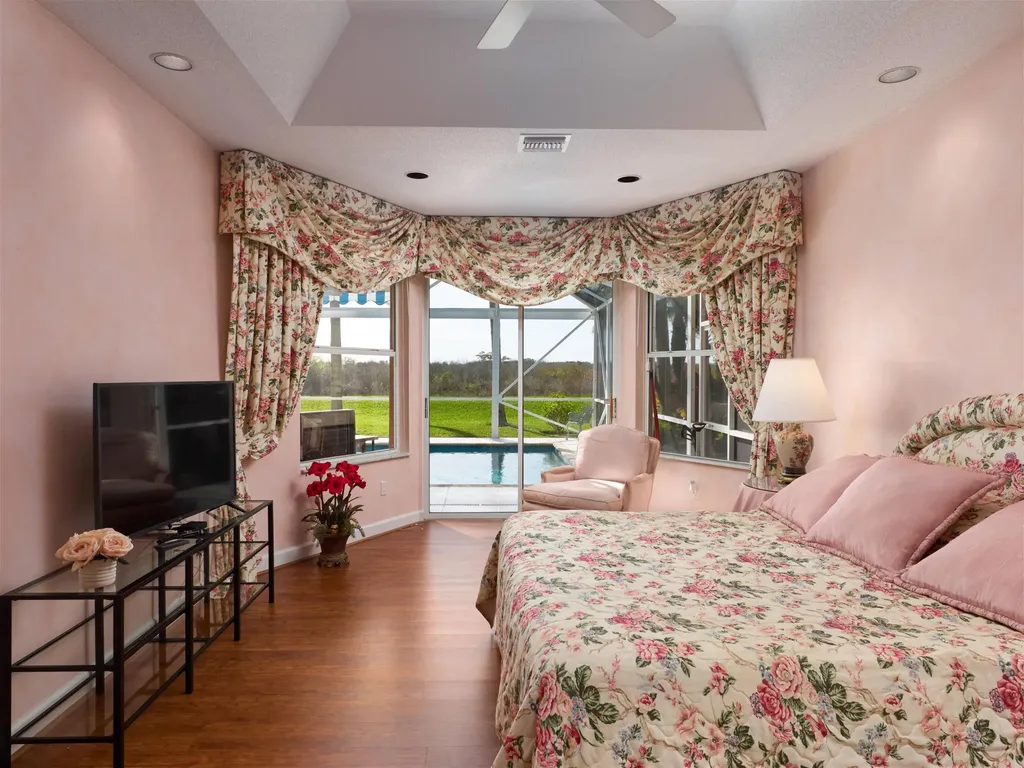 70 Cayman Place Palm Beach Gardens FL 33418