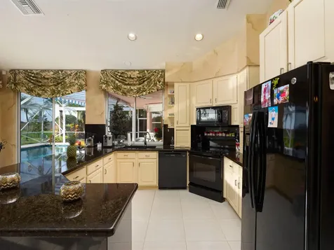 70 Cayman Place Palm Beach Gardens FL 33418