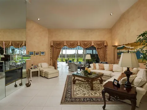70 Cayman Place Palm Beach Gardens FL 33418