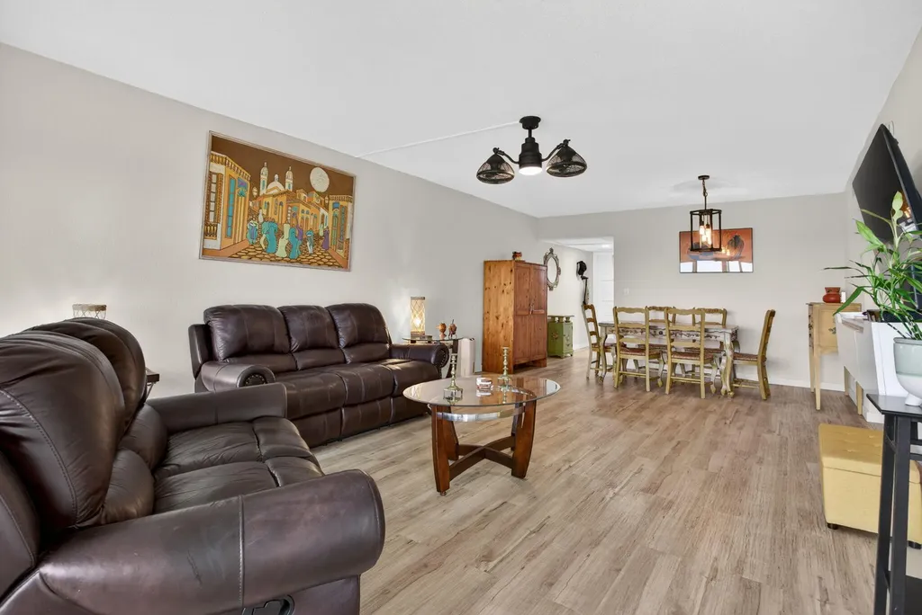 2950 N Palm Aire Drive Pompano Beach FL 33069