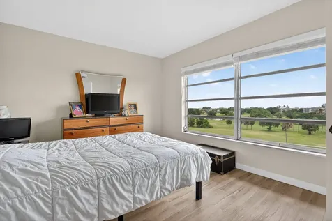 2950 N Palm Aire Drive Pompano Beach FL 33069