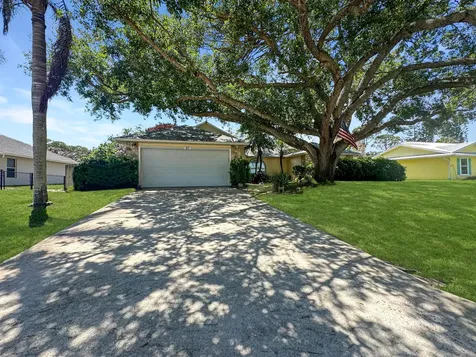 117 Hinchman Avenue Sebastian FL 32958