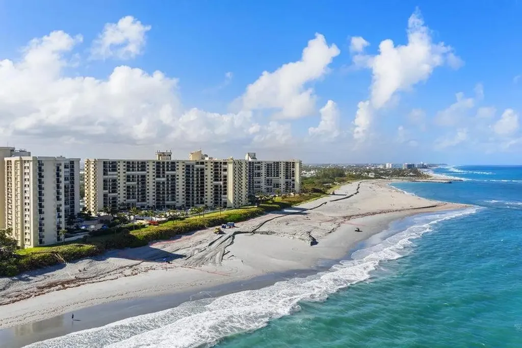 200 Ocean Trail Way Jupiter FL 33477