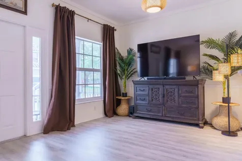10585 NW 56th Place Coral Springs FL 33076
