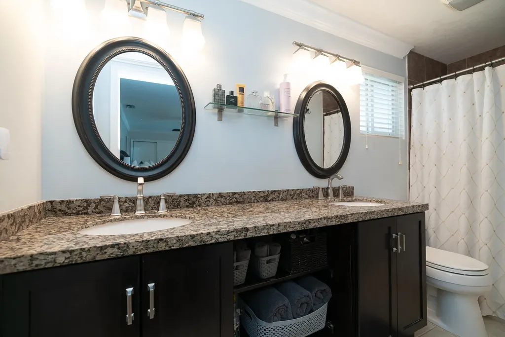 421 SE 4th Terrace Pompano Beach FL 33060