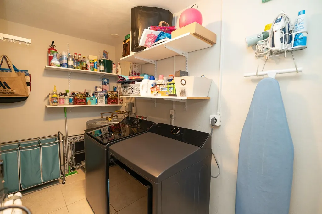 421 SE 4th Terrace Pompano Beach FL 33060