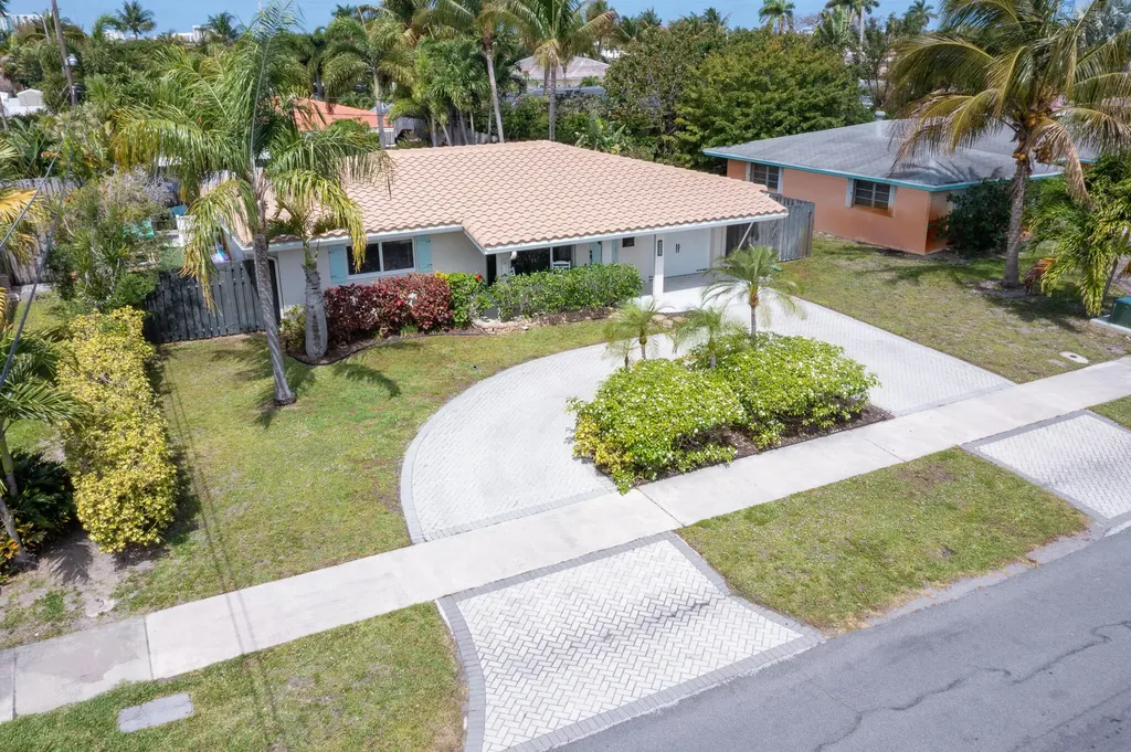 421 SE 4th Terrace Pompano Beach FL 33060