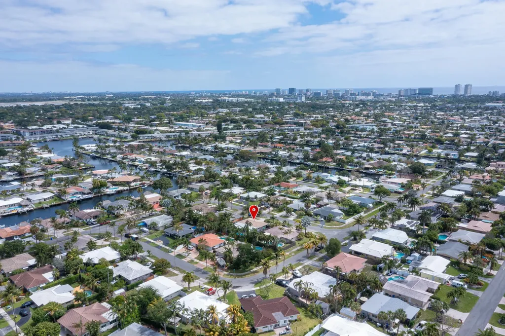 421 SE 4th Terrace Pompano Beach FL 33060