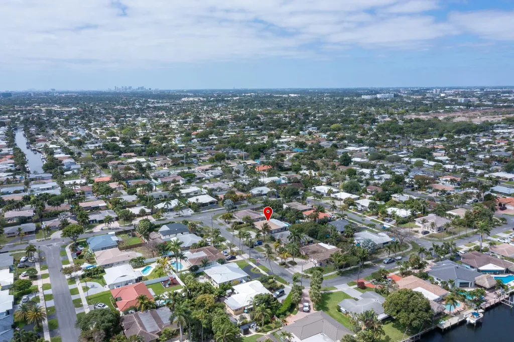421 SE 4th Terrace Pompano Beach FL 33060