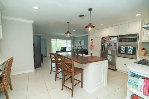 421 SE 4th Terrace Pompano Beach FL 33060