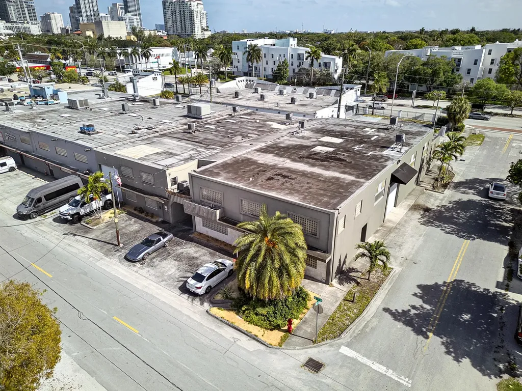 936 NW 1st Street Fort Lauderdale FL 33311
