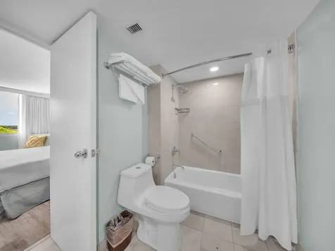 2670 E Sunrise Boulevard Fort Lauderdale FL 33304