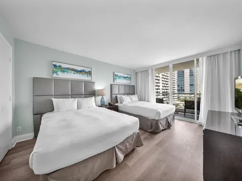 2670 E Sunrise Boulevard Fort Lauderdale FL 33304