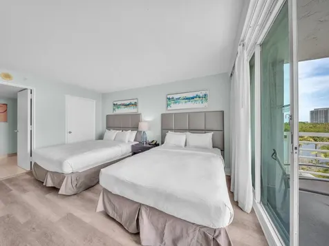 2670 E Sunrise Boulevard Fort Lauderdale FL 33304