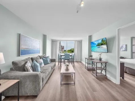 2670 E Sunrise Boulevard Fort Lauderdale FL 33304