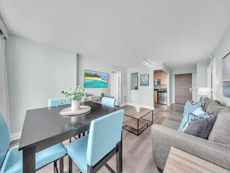 2670 E Sunrise Boulevard Fort Lauderdale FL 33304