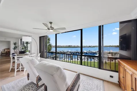 1648 Jupiter Cove Drive Jupiter FL 33469