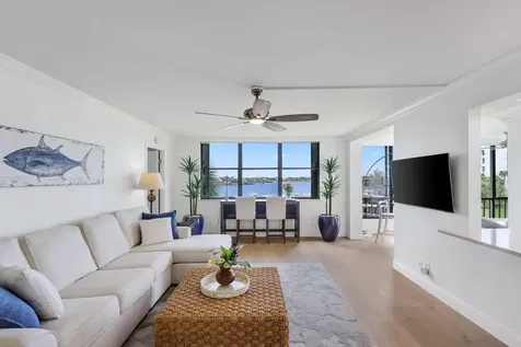 1648 Jupiter Cove Drive Jupiter FL 33469