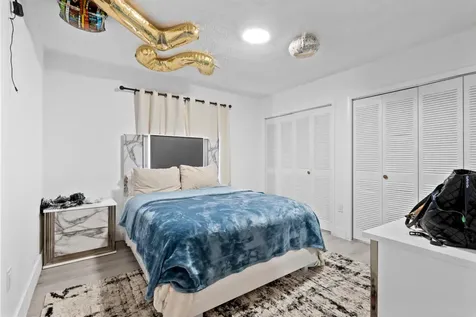 426 NE 166th Street North Miami Beach FL 33162
