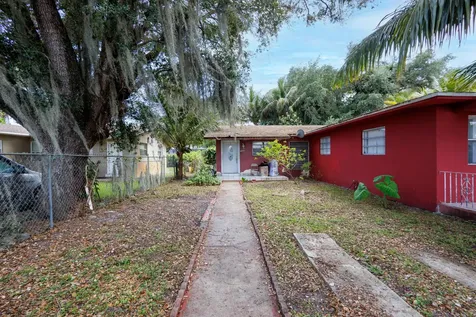 426 NE 166th Street North Miami Beach FL 33162