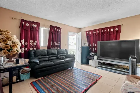 426 NE 166th Street North Miami Beach FL 33162