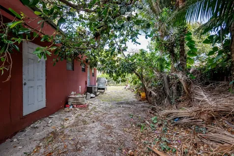 426 NE 166th Street North Miami Beach FL 33162
