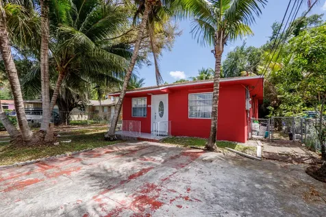 426 NE 166th Street North Miami Beach FL 33162