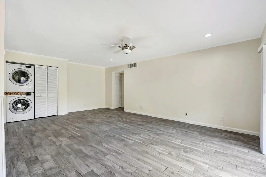 150 Pineview Road Jupiter FL 33469