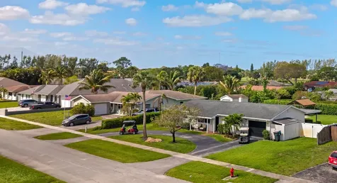 3099 Medinah Circle E Greenacres FL 33467