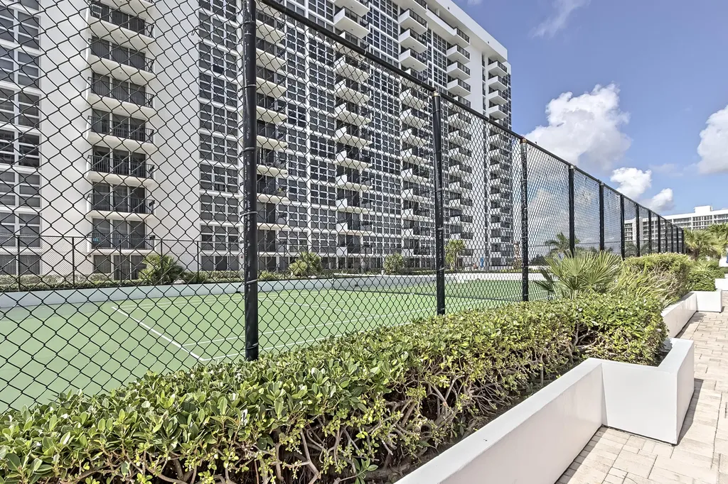 531 N Ocean Boulevard Pompano Beach FL 33062