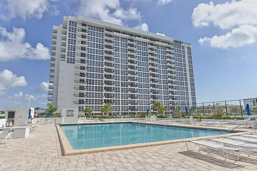 531 N Ocean Boulevard Pompano Beach FL 33062