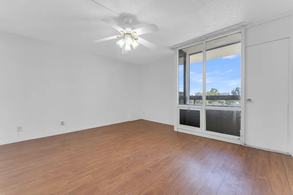 1401 S Federal Highway Boca Raton FL 33432