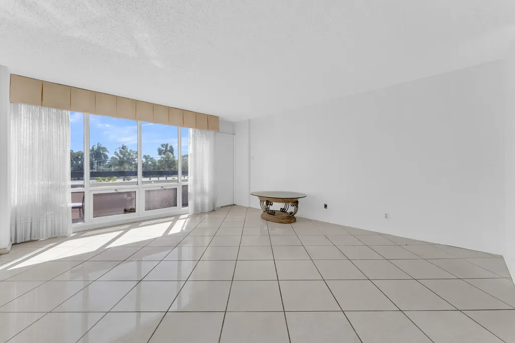1401 S Federal Highway Boca Raton FL 33432