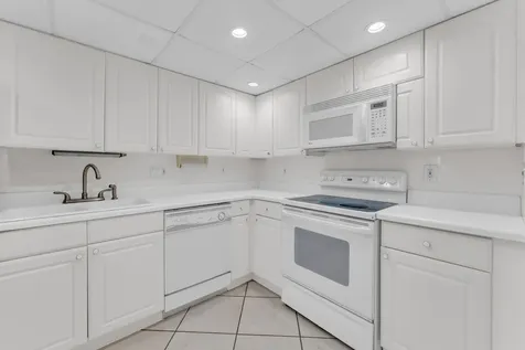 1401 S Federal Highway Boca Raton FL 33432