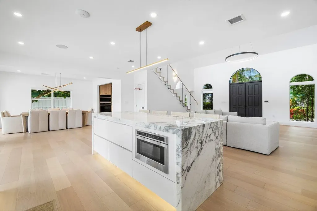 1366 SW 4th Court Boca Raton FL 33432