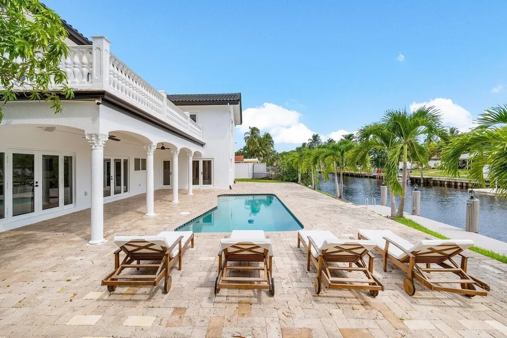 1366 SW 4th Court Boca Raton FL 33432