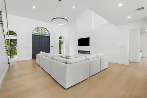1366 SW 4th Court Boca Raton FL 33432
