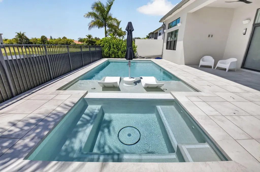 20033 Hirono Lane Boca Raton FL 33434