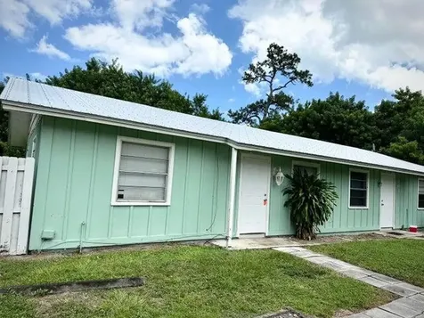 3002 SE Camino Avenue Stuart FL 34997