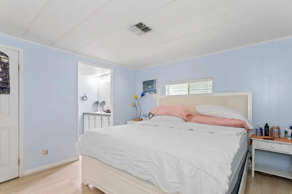 2961 SW 52nd Terrace Davie FL 33314