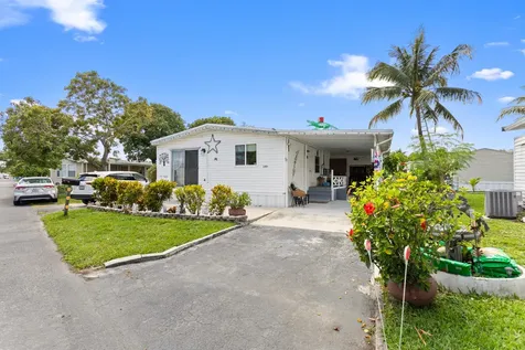 2961 SW 52nd Terrace Davie FL 33314