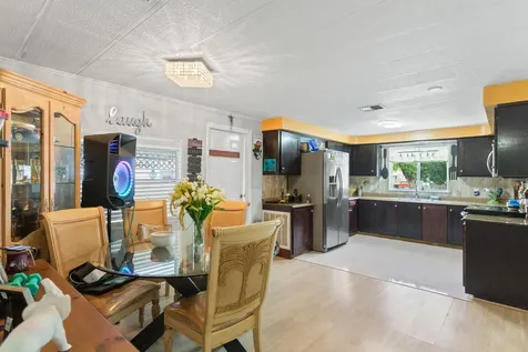 2961 SW 52nd Terrace Davie FL 33314