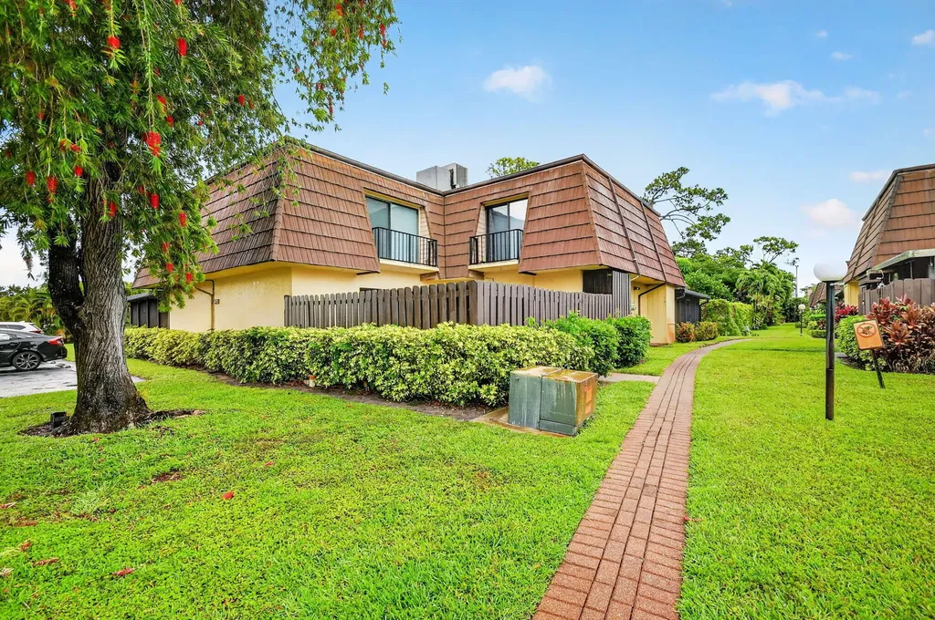 4175 Turnberry Circle Lake Worth FL 33467