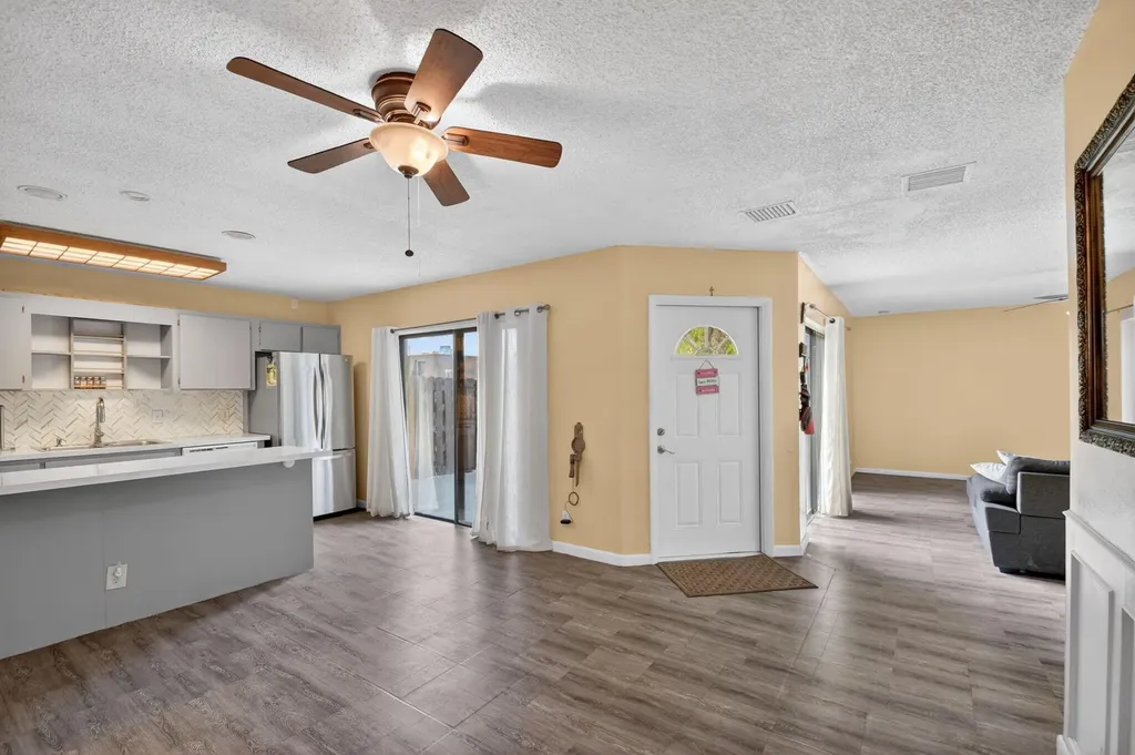 4175 Turnberry Circle Lake Worth FL 33467