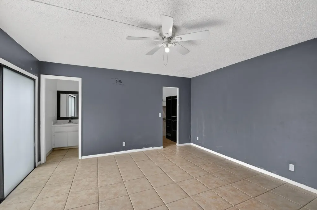 4175 Turnberry Circle Lake Worth FL 33467