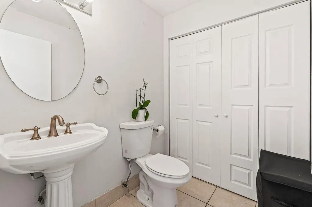 7529 E Courtyard Run E Boca Raton FL 33433