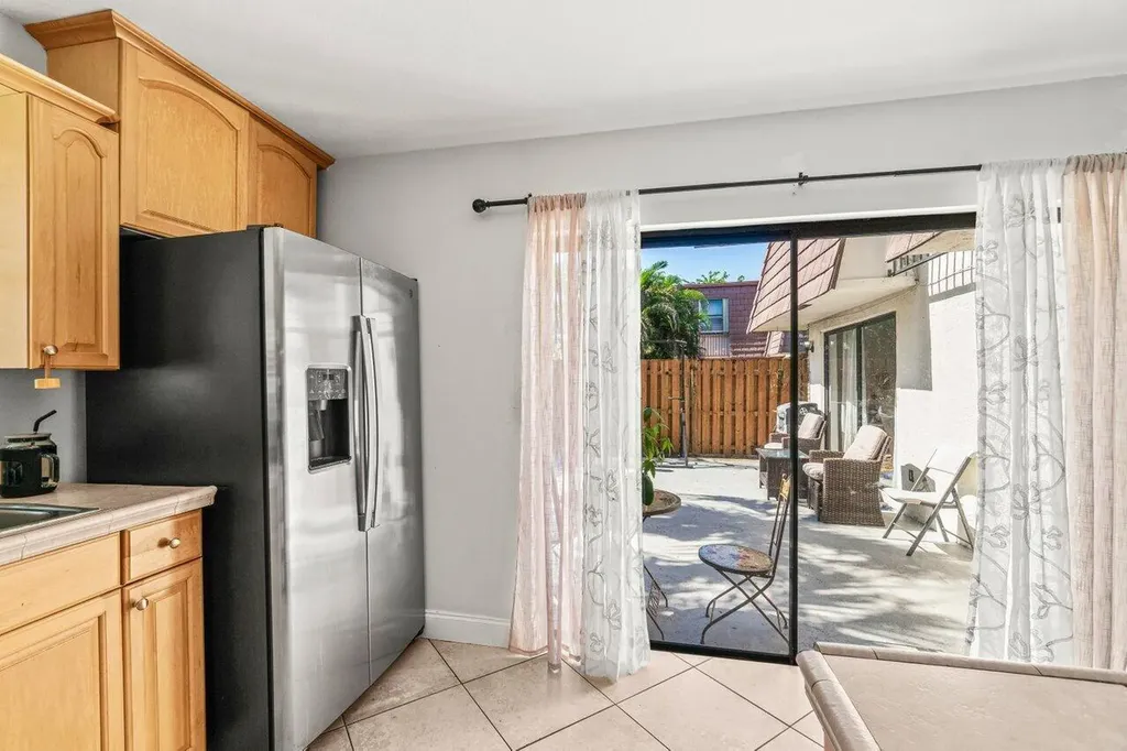 7529 E Courtyard Run E Boca Raton FL 33433