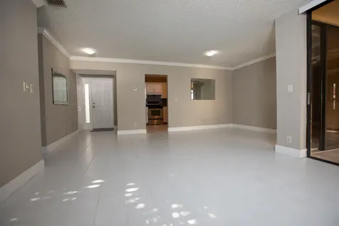 2738 S Carambola Circle S Coconut Creek FL 33066